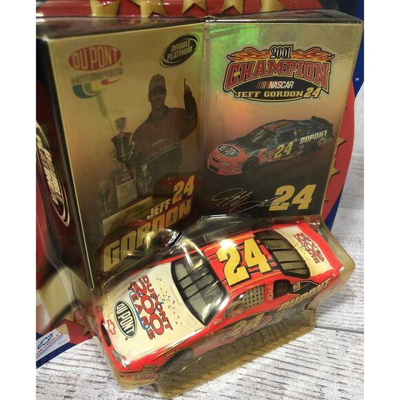 Lot of 3 Jeff Gordon #24 2001 CHAMPION Action Winners Double Platinum 200 Years - Picture 5 of 12
